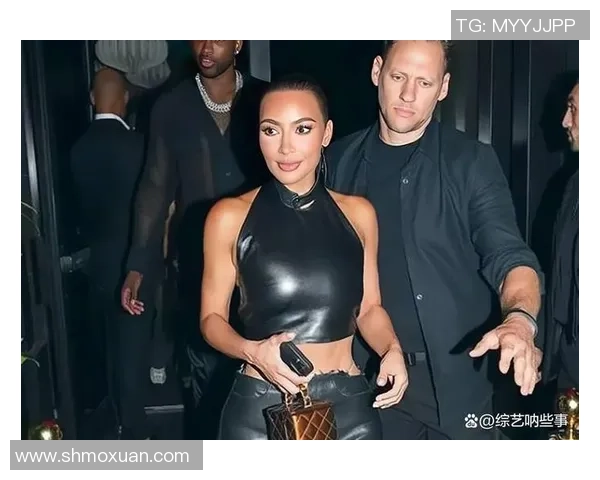 足球明星C罗夫人揭秘生活背后的故事与时尚选择 足球明星C罗夫人揭秘生活背后的故事与时尚选择